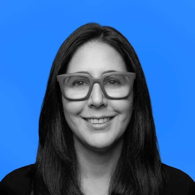 Cristina Barnola, Diseñadora Gráfica Sénior
